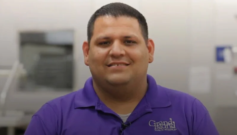 Oscar Garcia Headshot